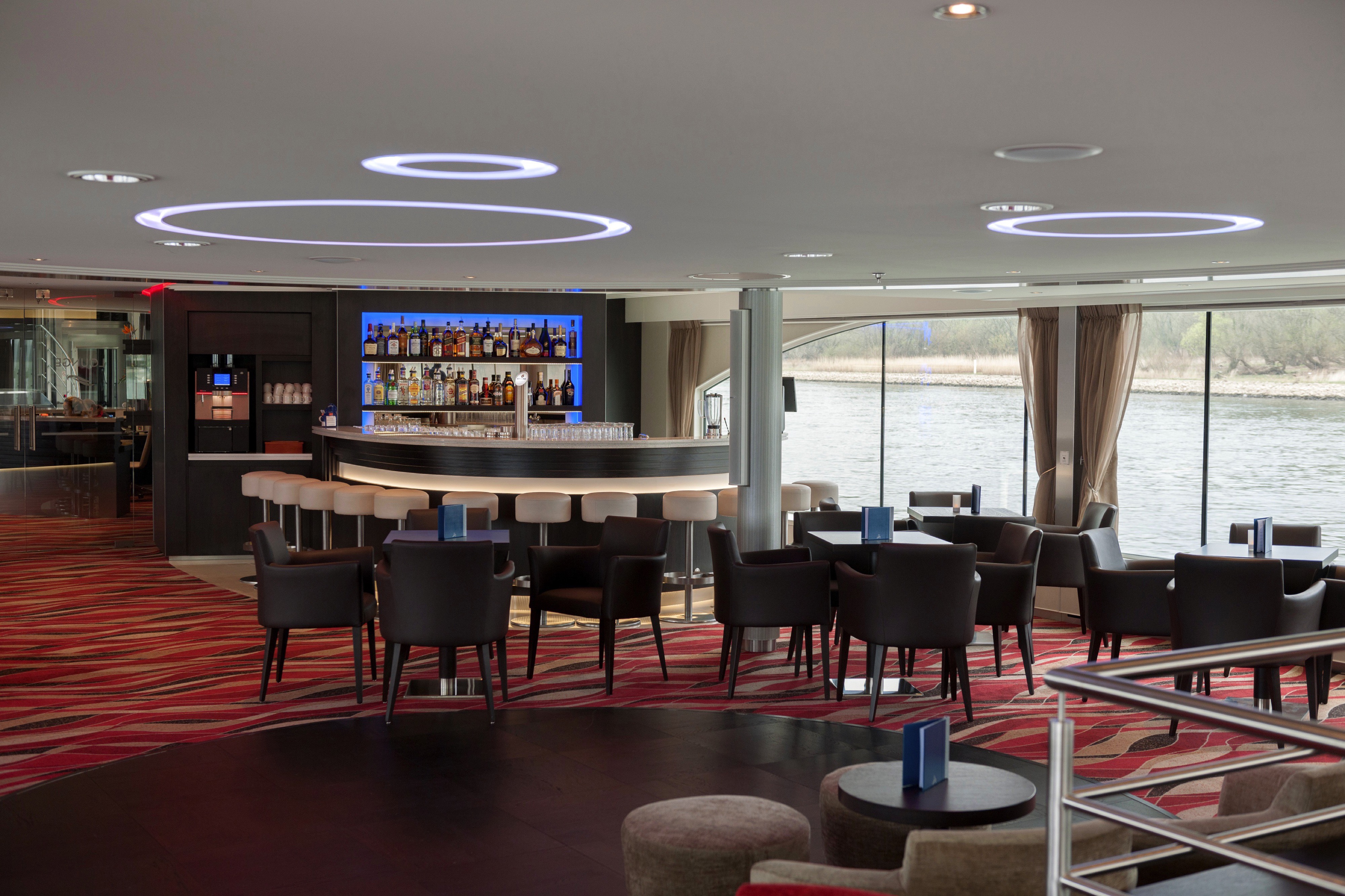 Avalon Waterways, Avalon Poetry II, Panorama Lounge 1.jpg